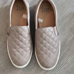 Quilted shoes